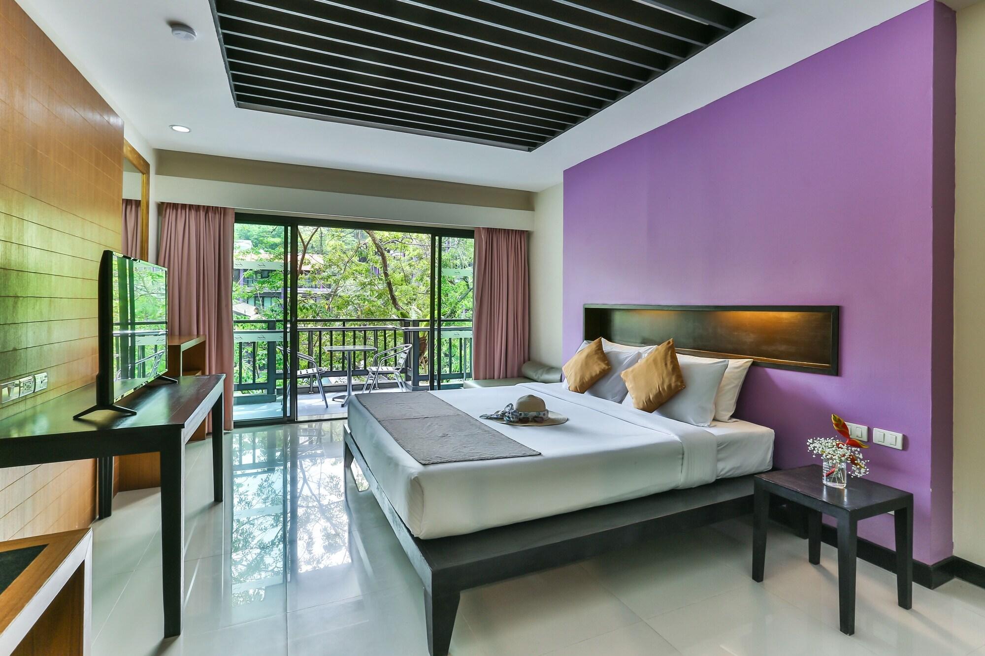 Phuvaree Resort Patong Extérieur photo